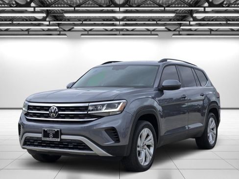 Used 2023 Volkswagen Atlas SE w/ Panoramic Sunroof Package AWD/4WD image 5