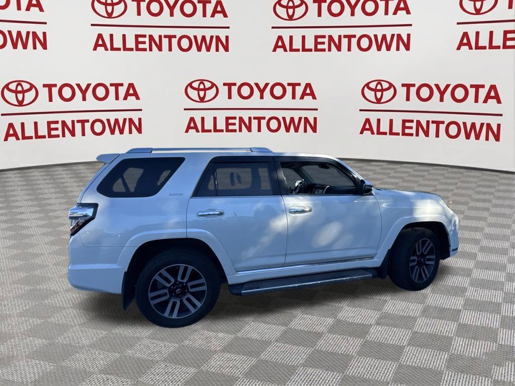 Used 2023 Toyota 4Runner Limited AWD/4WD image 4