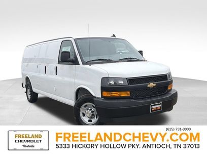 New 2025 Chevrolet Express 2500 Extended w/ Communications Package
