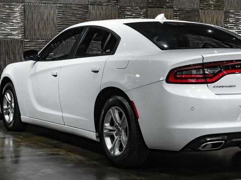 Used 2023 Dodge Charger SXT RWD image 12