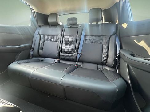 New 2026 Nissan Leaf Platinum+ FWD image 20