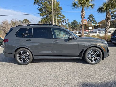 New 2026 BMW X7 xDrive40i image 3