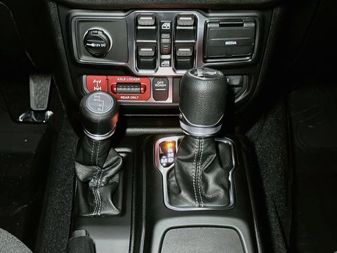 New 2026 Jeep Wrangler Unlimited Sport AWD/4WD image 11