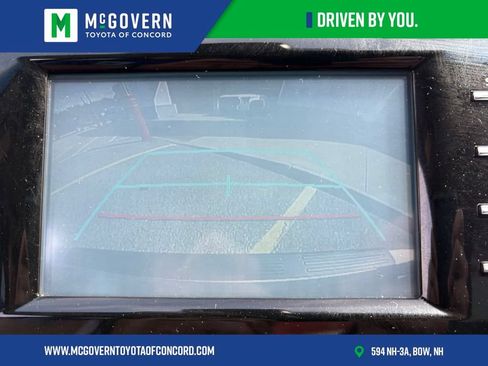 Used 2018 Toyota Camry LE FWD image 19