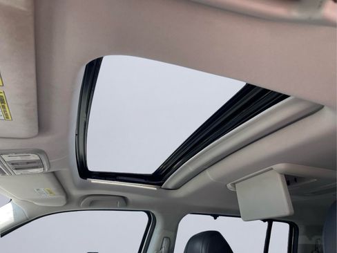 Used 2014 Honda Pilot Touring image 16