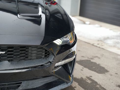 Used 2018 Ford Mustang Coupe image 27