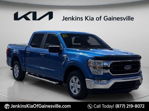 Used 2021 Ford F150 XLT image 12