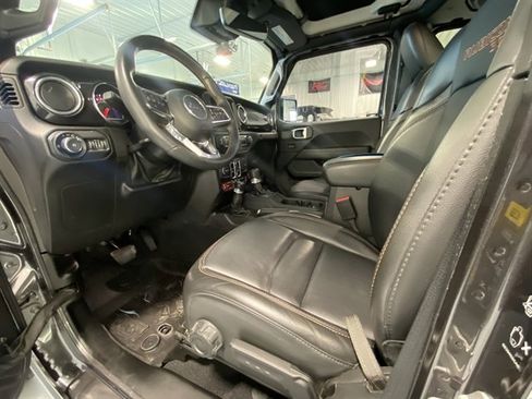 Used 2022 Jeep Wrangler Unlimited Rubicon w/ Trailer Tow Package image 9