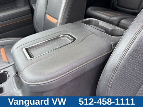 Used 2022 GMC Sierra 1500 AT4 w/ AT4 Premium Package AWD/4WD image 16