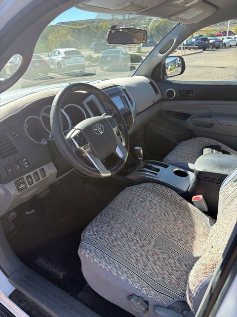 Used 2015 Toyota Tacoma PreRunner w/ TRD Off-Road Package RWD image 14