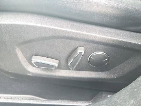 Used 2018 Ford Edge Titanium w/ Equipment Group 301A image 30