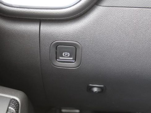 Used 2019 Chevrolet Silverado 1500 LTZ w/ LTZ Plus Package AWD/4WD image 28