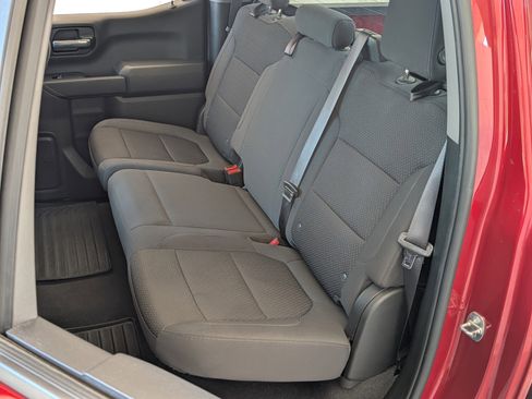 Used 2021 Chevrolet Silverado 1500 Custom image 17