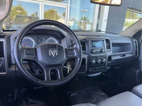 Used 2018 RAM 2500 Tradesman w/ Power & Remote Entry Group RWD image 19