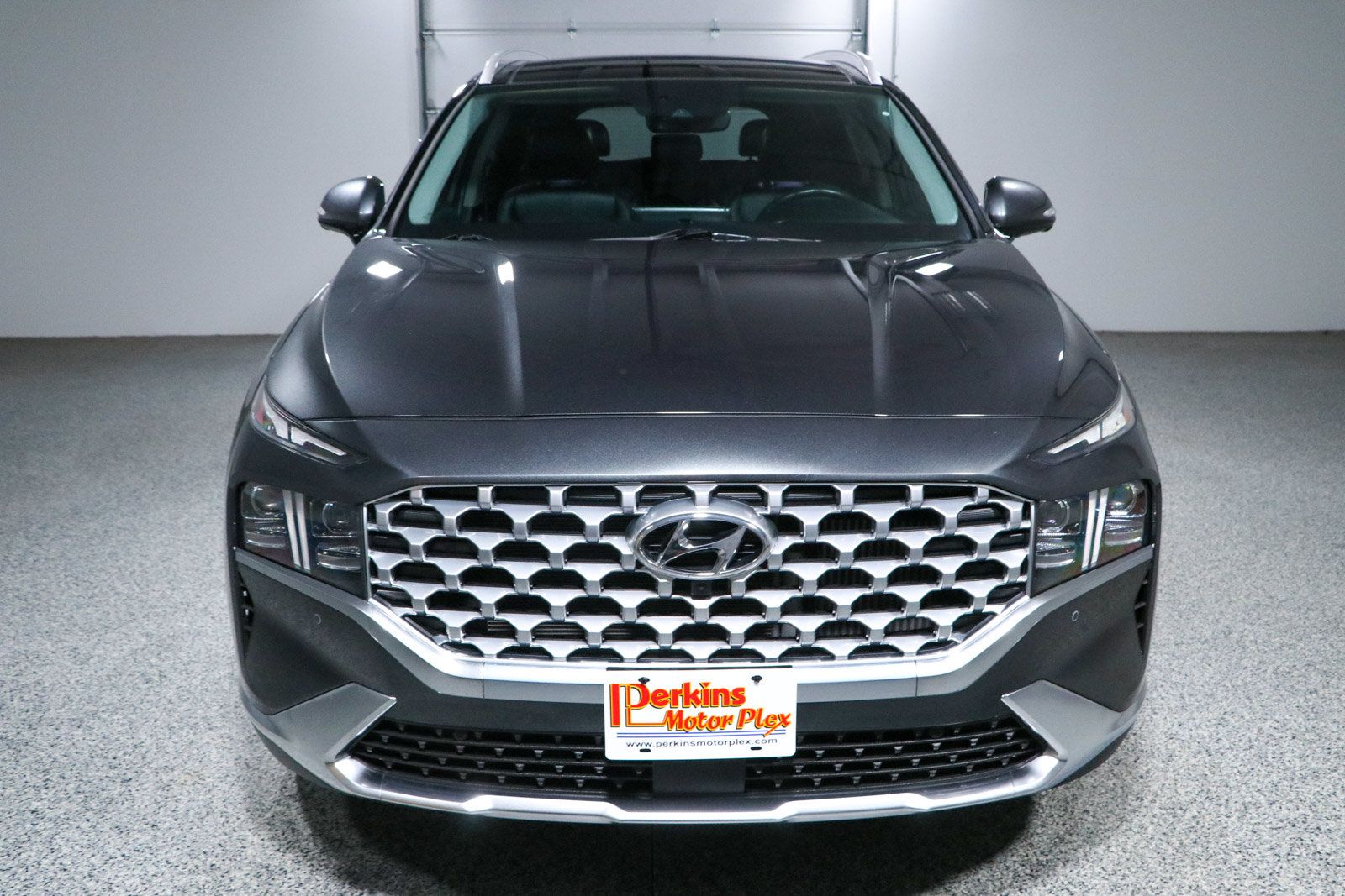 Used 2023 Hyundai Santa Fe Limited FWD image 4