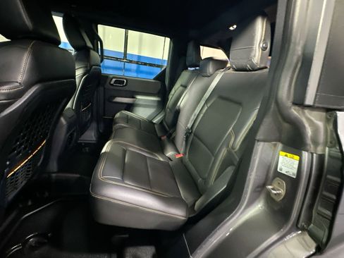 Used 2021 Ford Bronco Badlands image 31