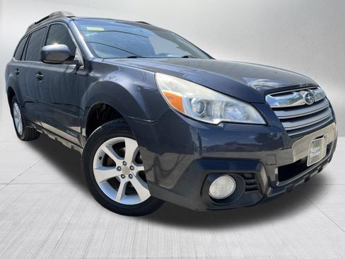 Used 2013 Subaru Outback 2.5i Premium w/ All-Weather Pkg AWD/4WD image 3