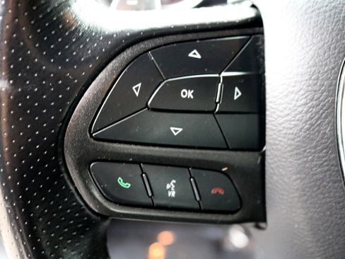 Used 2023 Dodge Challenger R/T image 21