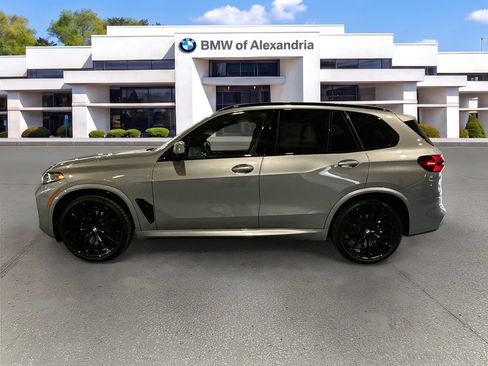 Used 2026 BMW X5 xDrive40i w/ M Sport Package AWD/4WD image 8