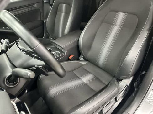 Used 2024 Honda Civic Sport image 10