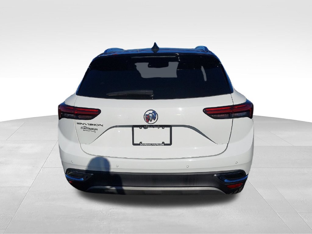 Used 2021 Buick Envision Essence w/ Technology Package I FWD image 4