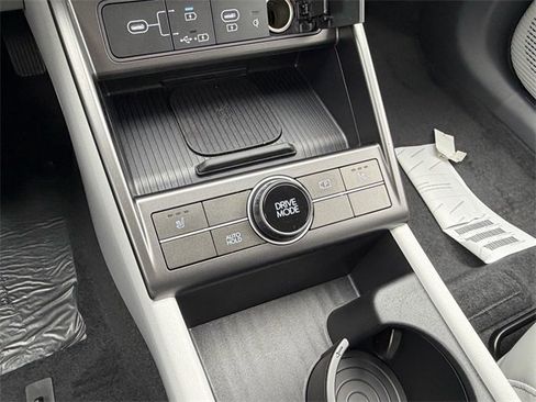 New 2026 Hyundai Kona SEL Premium image 12