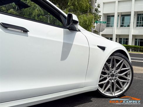 Used 2022 Tesla Model S Plaid AWD/4WD image 54
