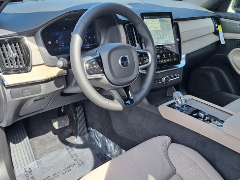 New 2026 Volvo XC90 B6 Ultra image 5