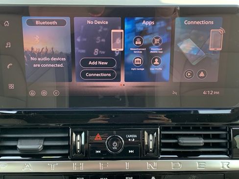 New 2026 Nissan Pathfinder SL w/ SL Premium Package FWD image 13