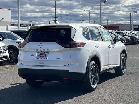 New 2026 Nissan Rogue SV w/ Cold Weather Package image 5