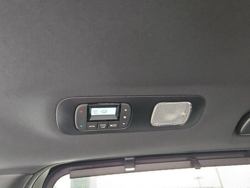 Used 2023 Honda Odyssey Sport image 25