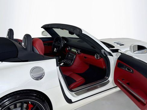 Used 2012 Mercedes-Benz SLS AMG Roadster image 27
