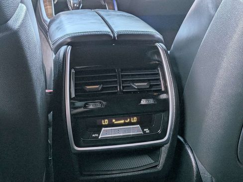 Used 2021 BMW X5 sDrive40i w/ Premium Package RWD image 17