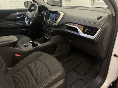 Used 2021 GMC Terrain SLE w/ Driver Convenience Package FWD image 22