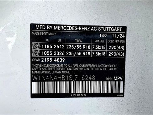 Used 2025 Mercedes-Benz GLA 250 4MATIC image 35