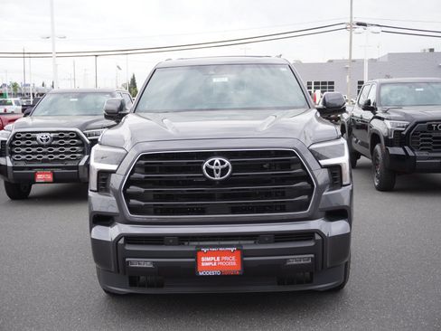 New 2026 Toyota Sequoia SR5 AWD/4WD image 8