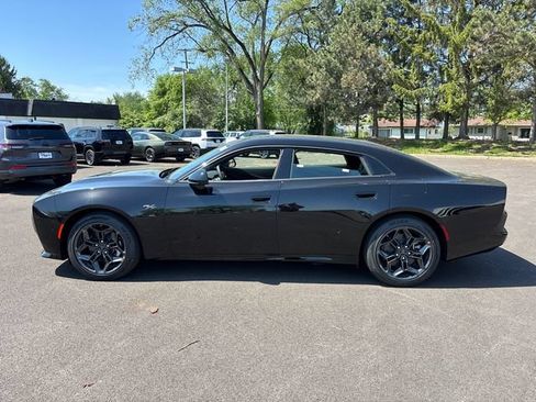 New 2026 Dodge Charger R/T AWD/4WD image 3