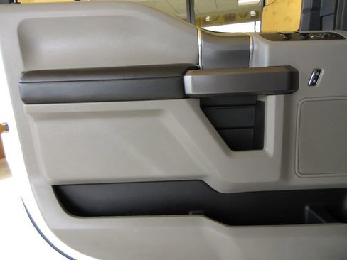 Certified 2020 Ford F150 XLT w/ Equipment Group 302A Luxury image 9