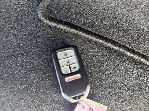 Used 2020 Honda Civic EX-L image 45