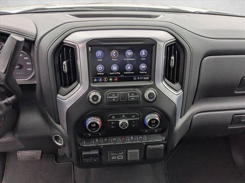 Used 2020 GMC Sierra 1500 SLT w/ X31 Off-Road Package AWD/4WD image 12