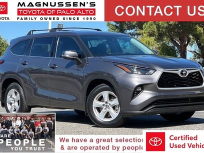 Certified 2022 Toyota Highlander LE