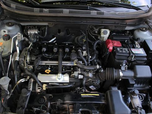 Used 2023 Nissan Kicks SR FWD image 39