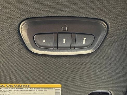 Used 2022 RAM 1500 Big Horn AWD/4WD image 15