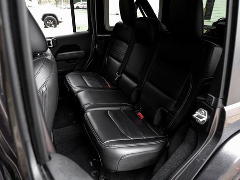 Used 2021 Jeep Wrangler Unlimited Sahara image 51