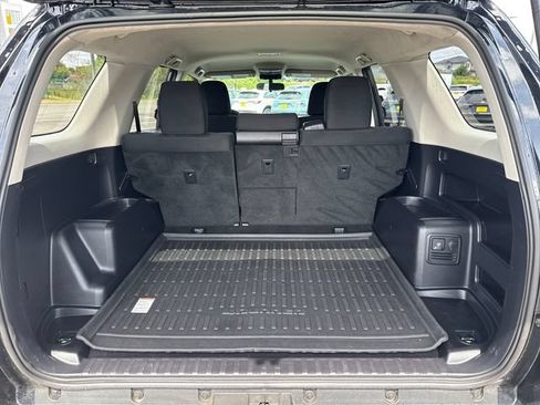 Used 2019 Toyota 4Runner TRD Off-Road AWD/4WD image 15