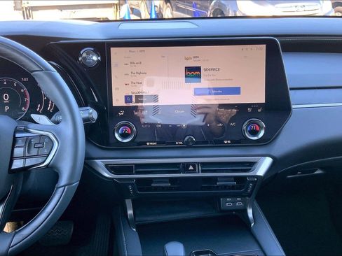 Used 2023 Lexus RX 350 Premium Plus image 6