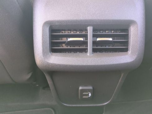 Certified 2022 Chevrolet Equinox LS image 20