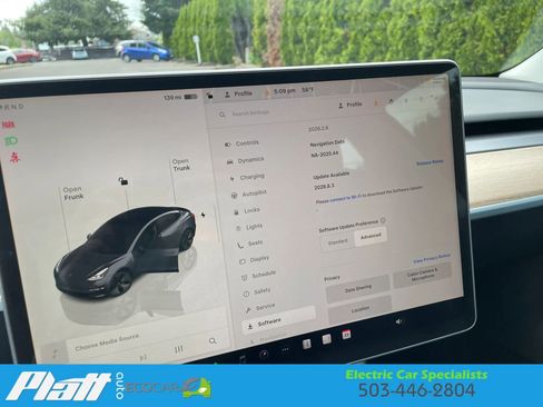 Used 2023 Tesla Model 3 Standard Range RWD image 24
