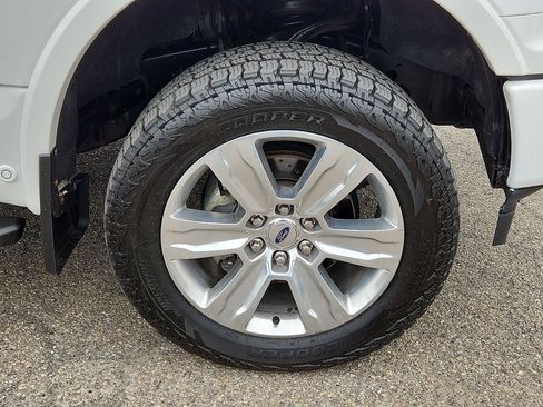 Used 2020 Ford F150 Platinum w/ Equipment Group 701A Luxury AWD/4WD image 8