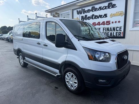 Used 2025 Ford Transit 250 Low Roof w/ Exterior Upgrade Package RWD image 2